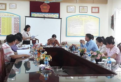 Trường mầm non Ánh Sao đón đoàn kiểm tra giám sát của Hội đồng nhân dân phường Thượng Thanh. 